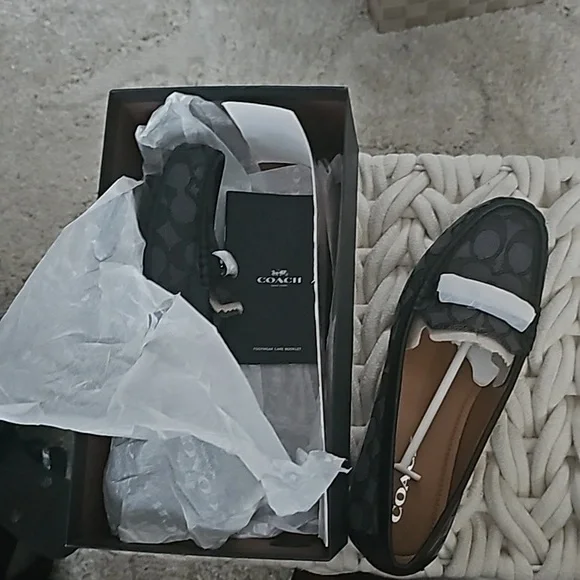Brand new coach black and gray printed loafers, size 8 - Picture 2 of 5
